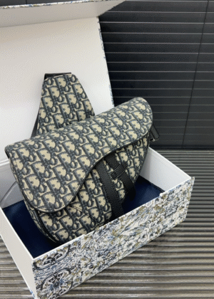 D-Classic jacquard embroidery saddle bag-138