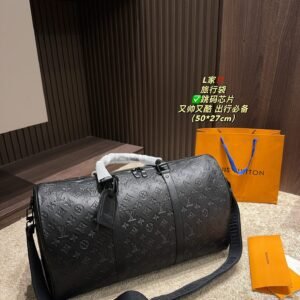 L-Classic embossed travel bag-125