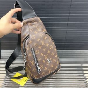 L-Embossed chest bag, crossbody single-shoulder bag-131