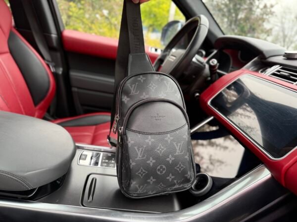 L-New embossed zipper chest bag-133