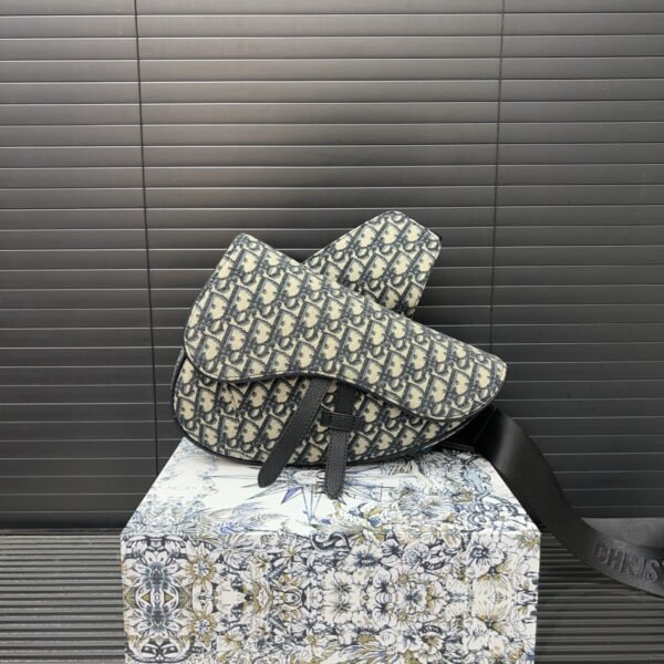 D-Classic jacquard embroidery saddle bag-138 - Image 2