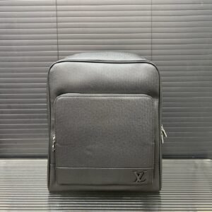 L-Classic printed backpack-153