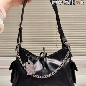 L-Carrall Small Cowhide-177