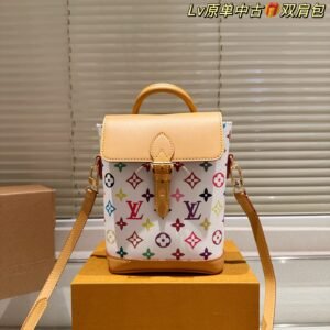 L-Classic Tri-Color Shoulder Bag-186
