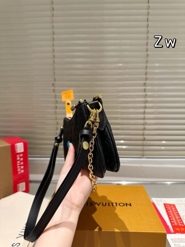 L-Classic Ladies Bags-191 - Image 3