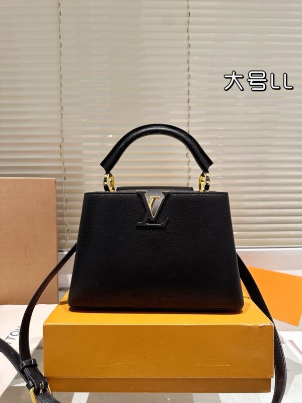 L-Capucines Handbags-192
