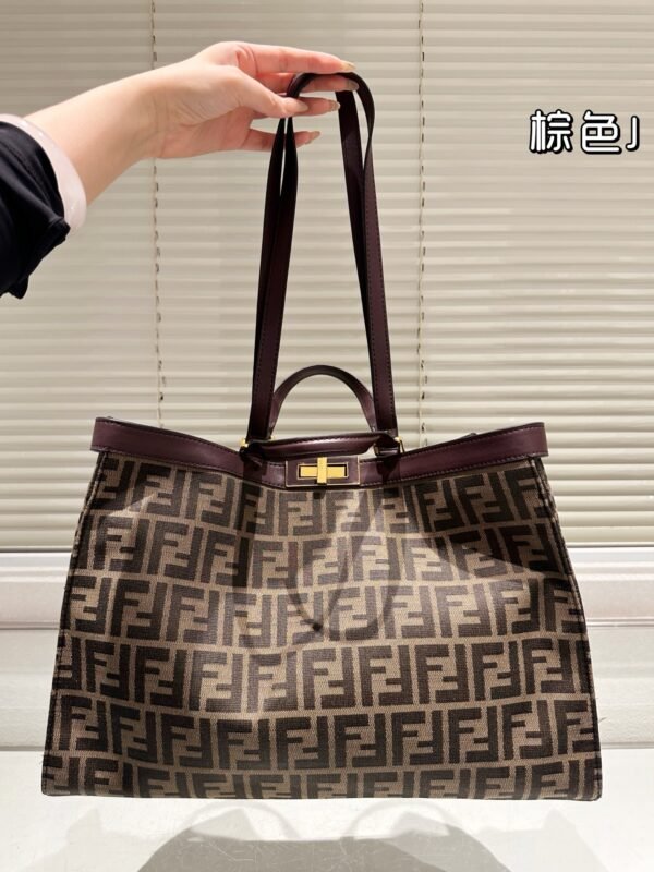 F-Classic Peekaboo Collection-194