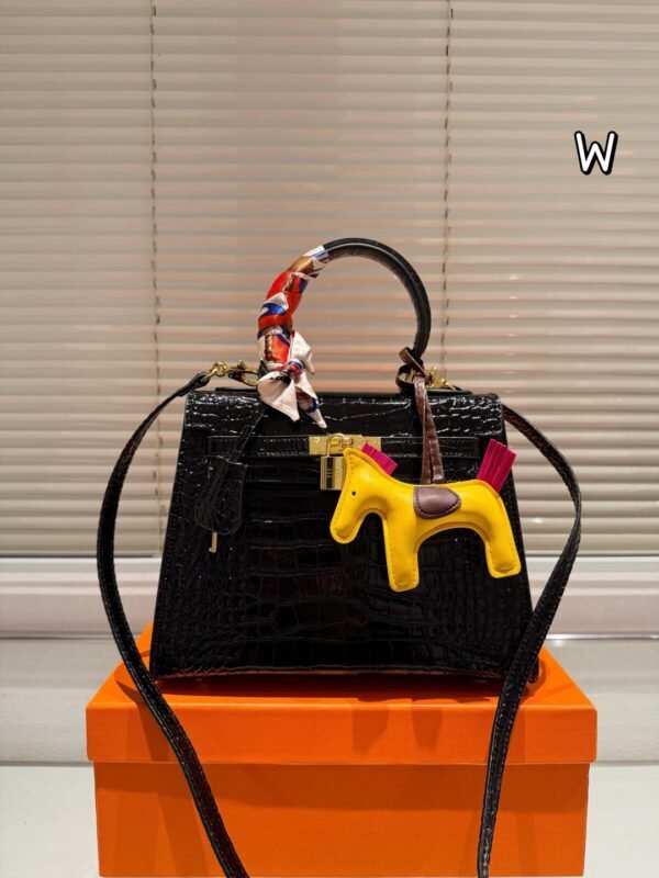 Classic Crocodile Print Bags-1101