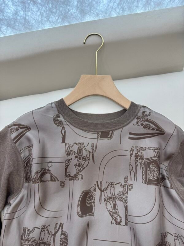 H-New Knit Sweater Silk Print-206 - Image 3