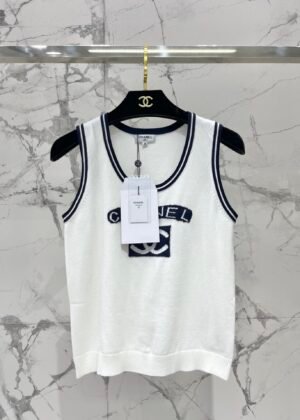 C-Classic black and white contrast vest-232