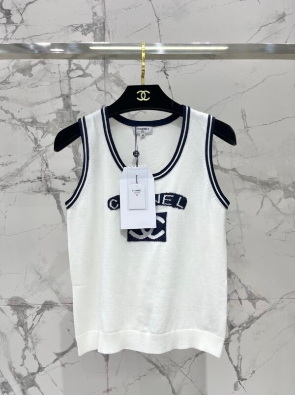 C-Classic black and white contrast vest-232