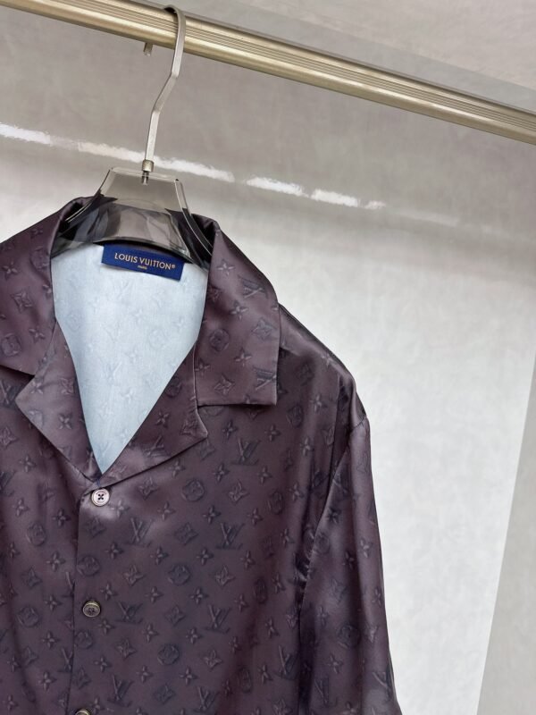L-Classic Men's Silk Short Sleeves-294 - Image 2