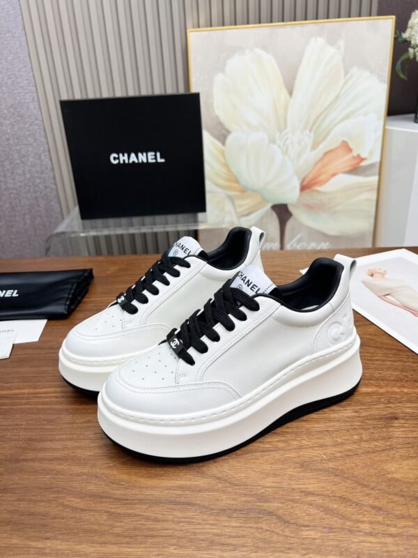 C-New thick-soled height-increasing white sneakers-303 - Image 2