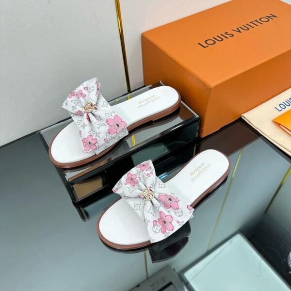 L-New style slippers-332 - Image 2