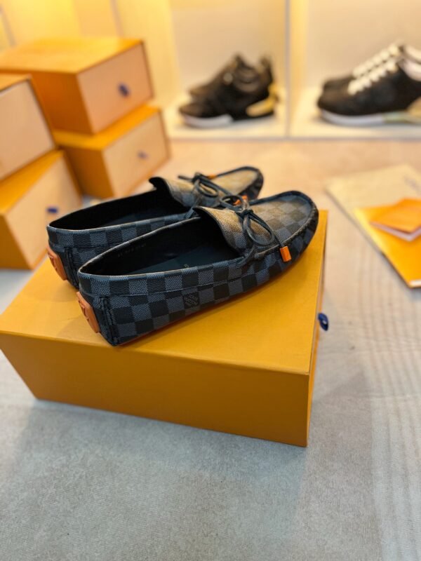 L-The Moccasin shoe series-349 - Image 2