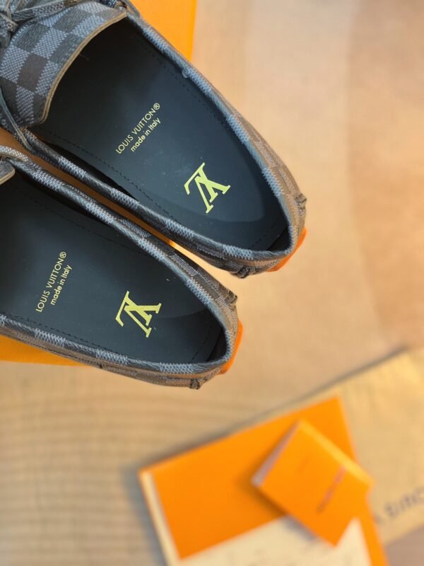 L-The Moccasin shoe series-349 - Image 3