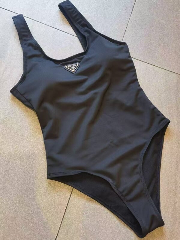 P-European and American personality one-piece swimsuit