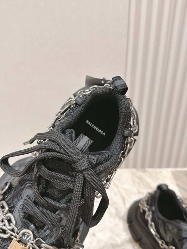 B-Lock-on dad shoes-360 - Image 4