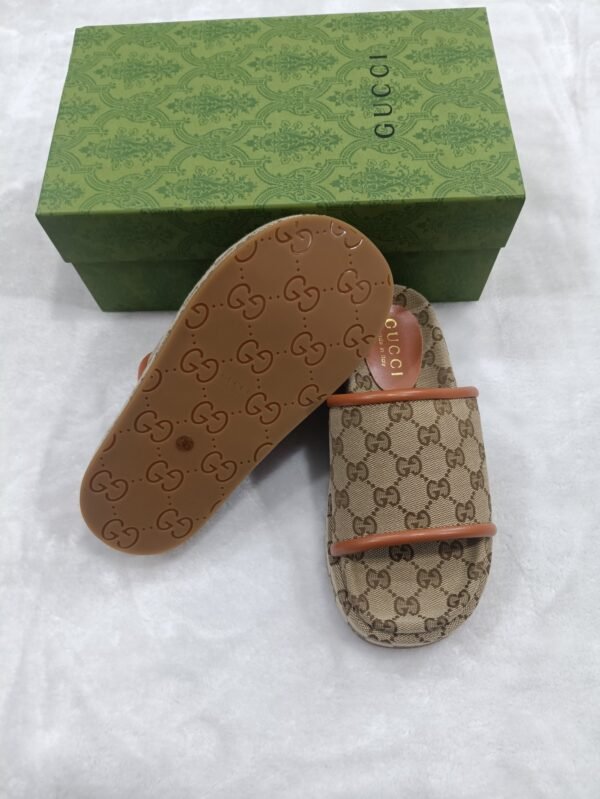G-Classic Thick Bottom Slippers-365 - Image 3