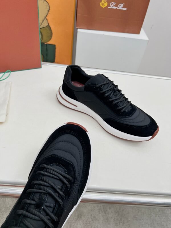 LP-Classic Joggers-371 - Image 9