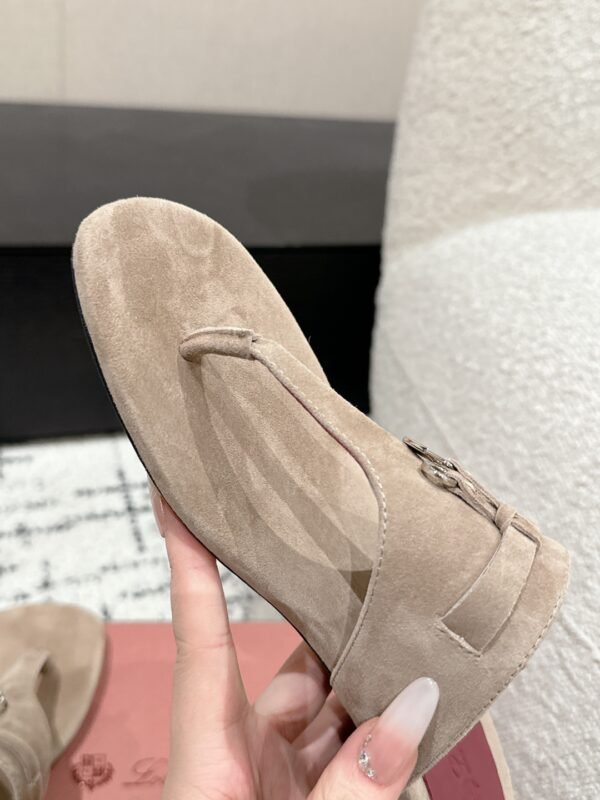 LP-Classic flip-flops-382 - Image 3