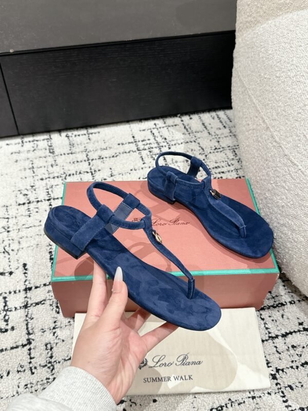 LP-Classic flip-flops-382 - Image 8