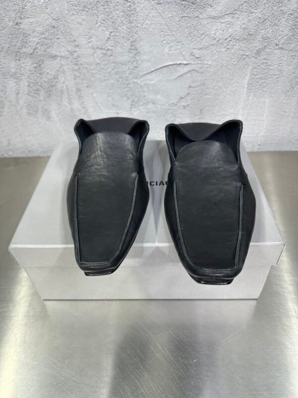 B-Glossy leather loafers-390 - Image 2