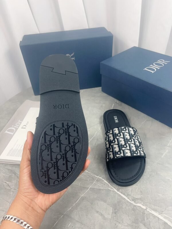 D-Classic Men's High Quality Slippers-3119 - Image 4