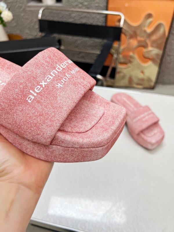 A-New Thick Bottom Women's Slippers-3132 - Image 3