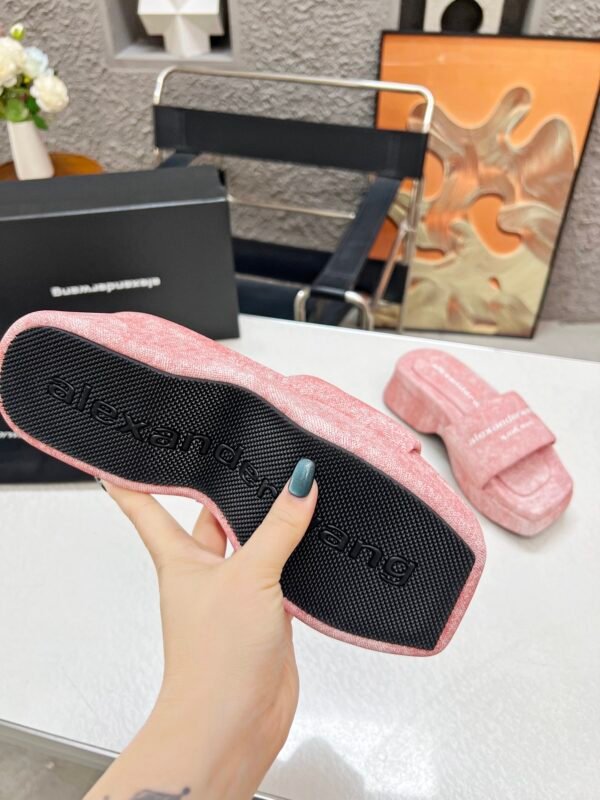 A-New Thick Bottom Women's Slippers-3132 - Image 5