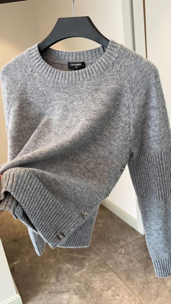 C-Classic Sweater-2183 - Image 7