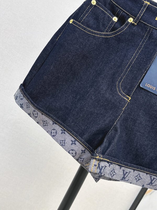 L-Elegant ladies shorts-2204 - Image 4