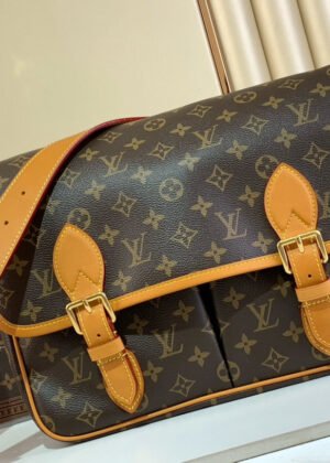 L-Vintage Men's Messenger Bag-1132