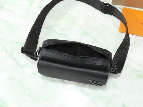 L-Vintage Men's Messenger Bag-1135 - Image 5