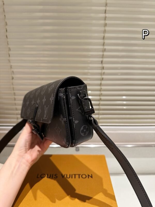 L-New cowhide men's shoulder bag-1139 - Image 3