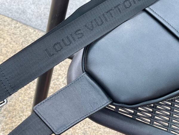 L-New Men's Chest Bag-1155 - Image 3