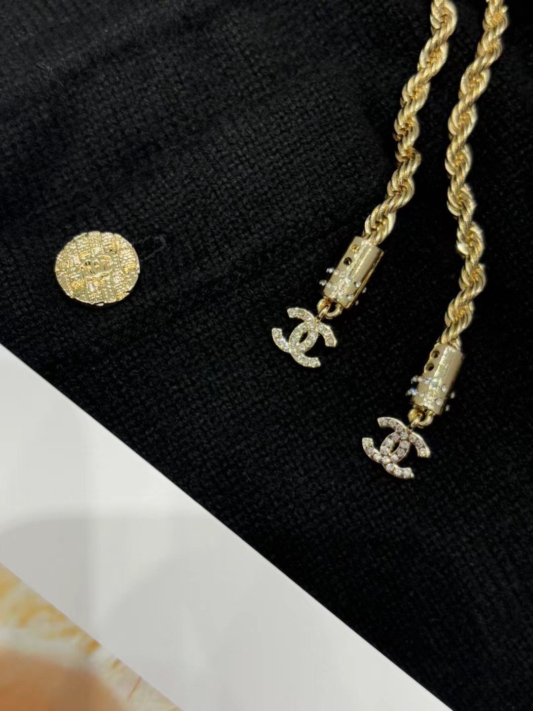 C-Heavy Embroidery Cardigan-2389 - Image 3