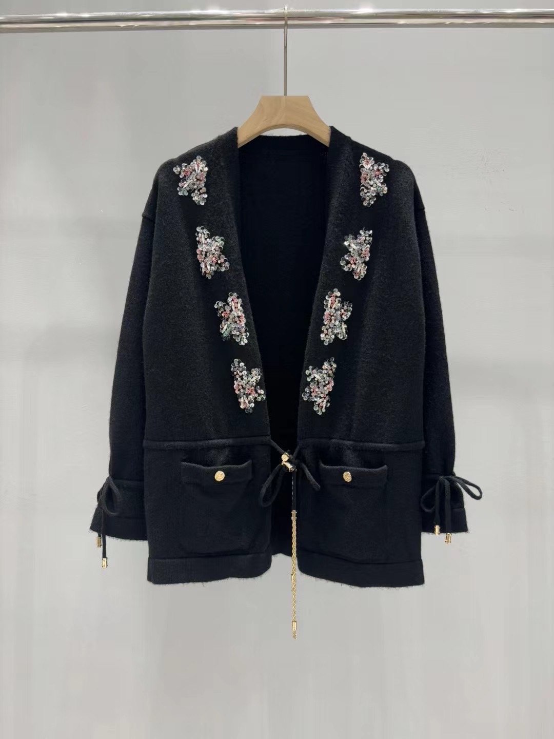 C-Heavy Embroidery Cardigan-2389