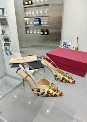 V-Original cherry embroidered sandals-3469