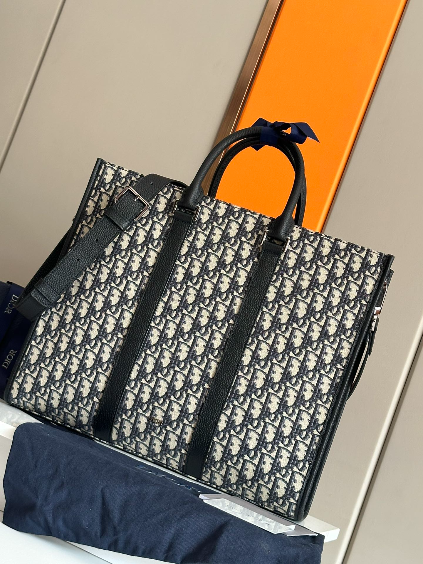 D-top-of-the-line handbag-1300