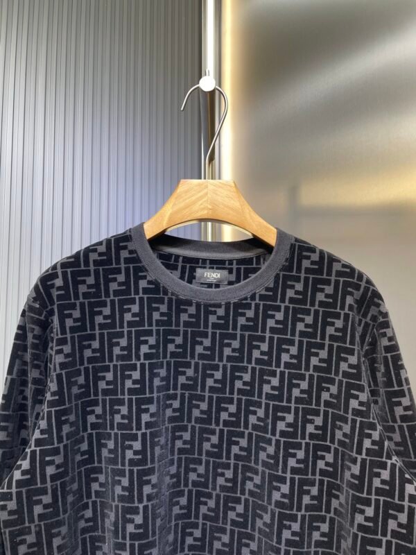 F-Classic round-neck hoodie-2269 - Image 3