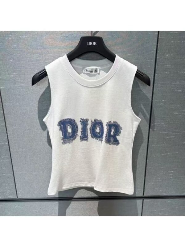 New classic vest