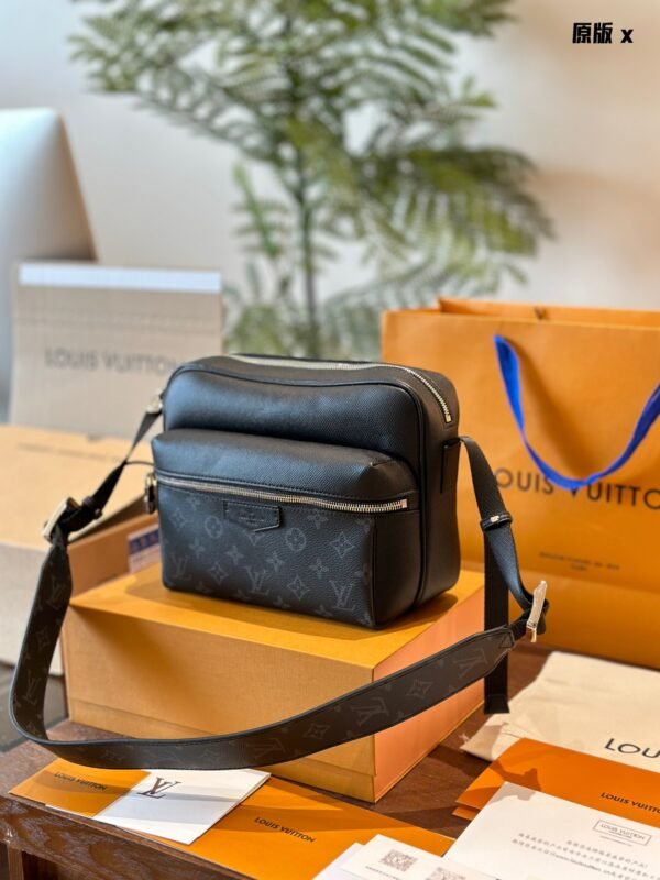L-New Series-Printed Shoulder Bag-1184