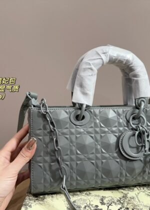 D-New Series-Princess Diana Horizontal Version-1208