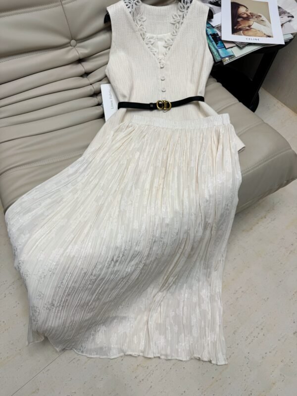 D-New vest + skirt set-2334 - Image 2