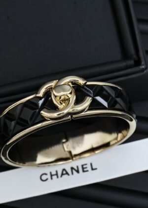 C-New Elegant Bracelet-0189