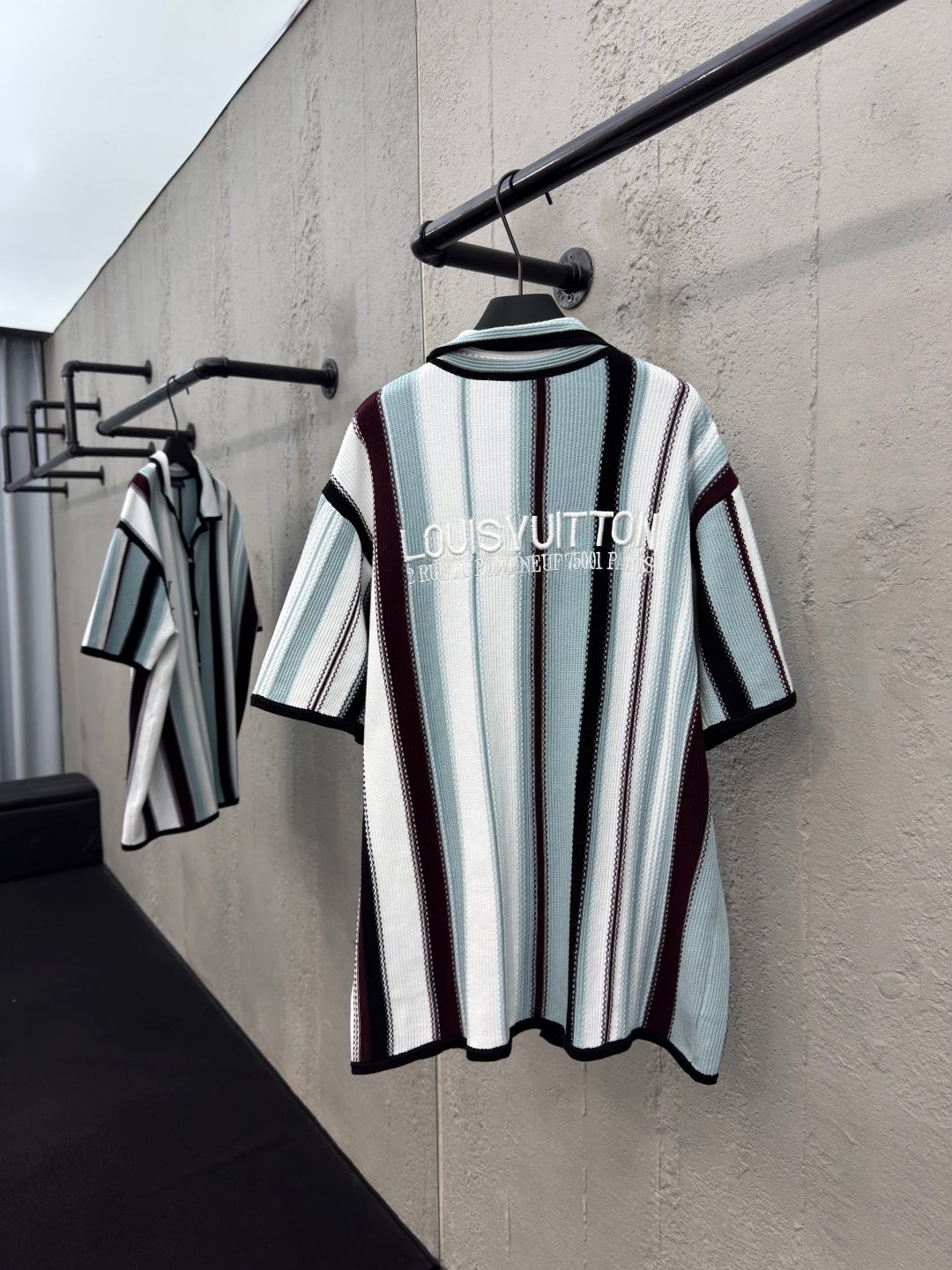 L-New T-shirts-2370 - Image 2