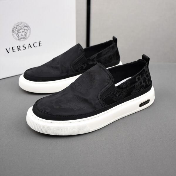 V-Embroidered canvas shoes-3310 - Image 2