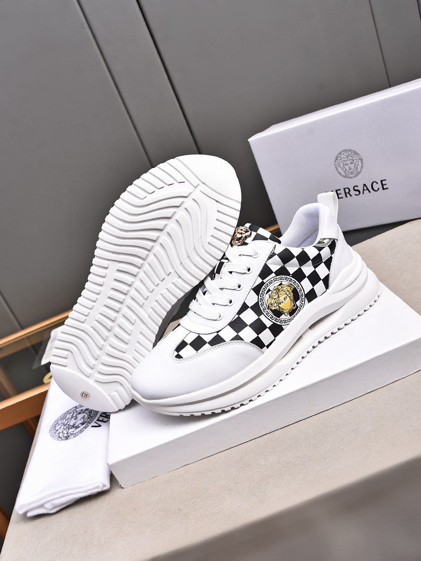 V-Classic sneakers-3311 - Image 7