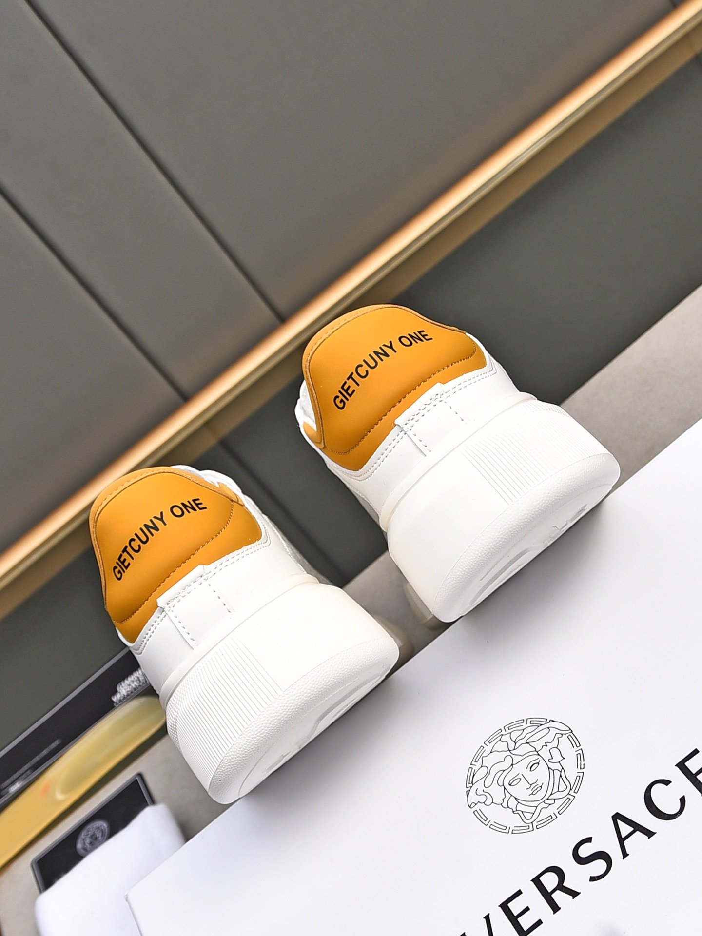 V-Classic sneakers-3313 - Image 4